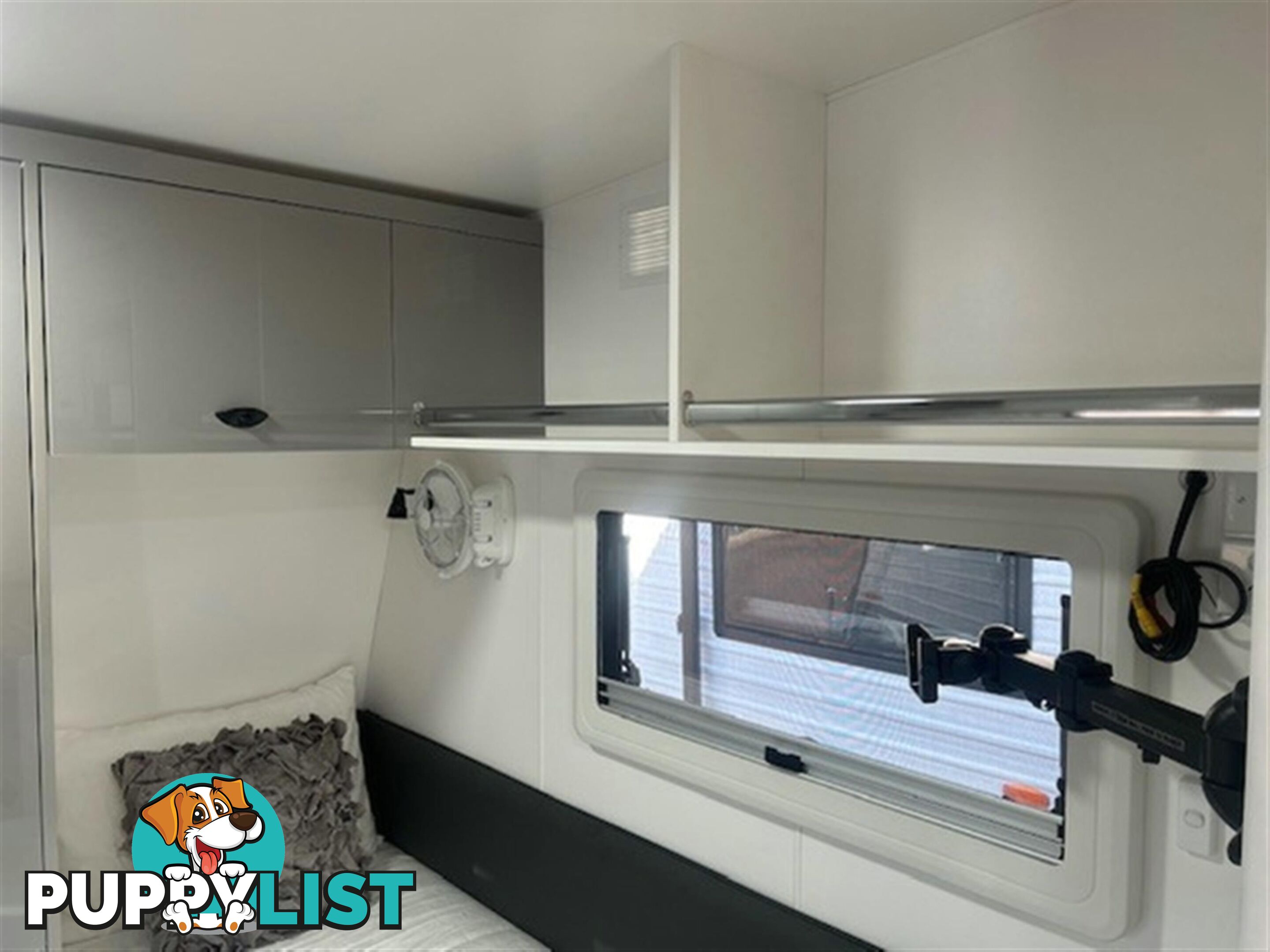 2025 VISCOUNT V1.2 L SHAPE SINGLE BEDS CARAVAN