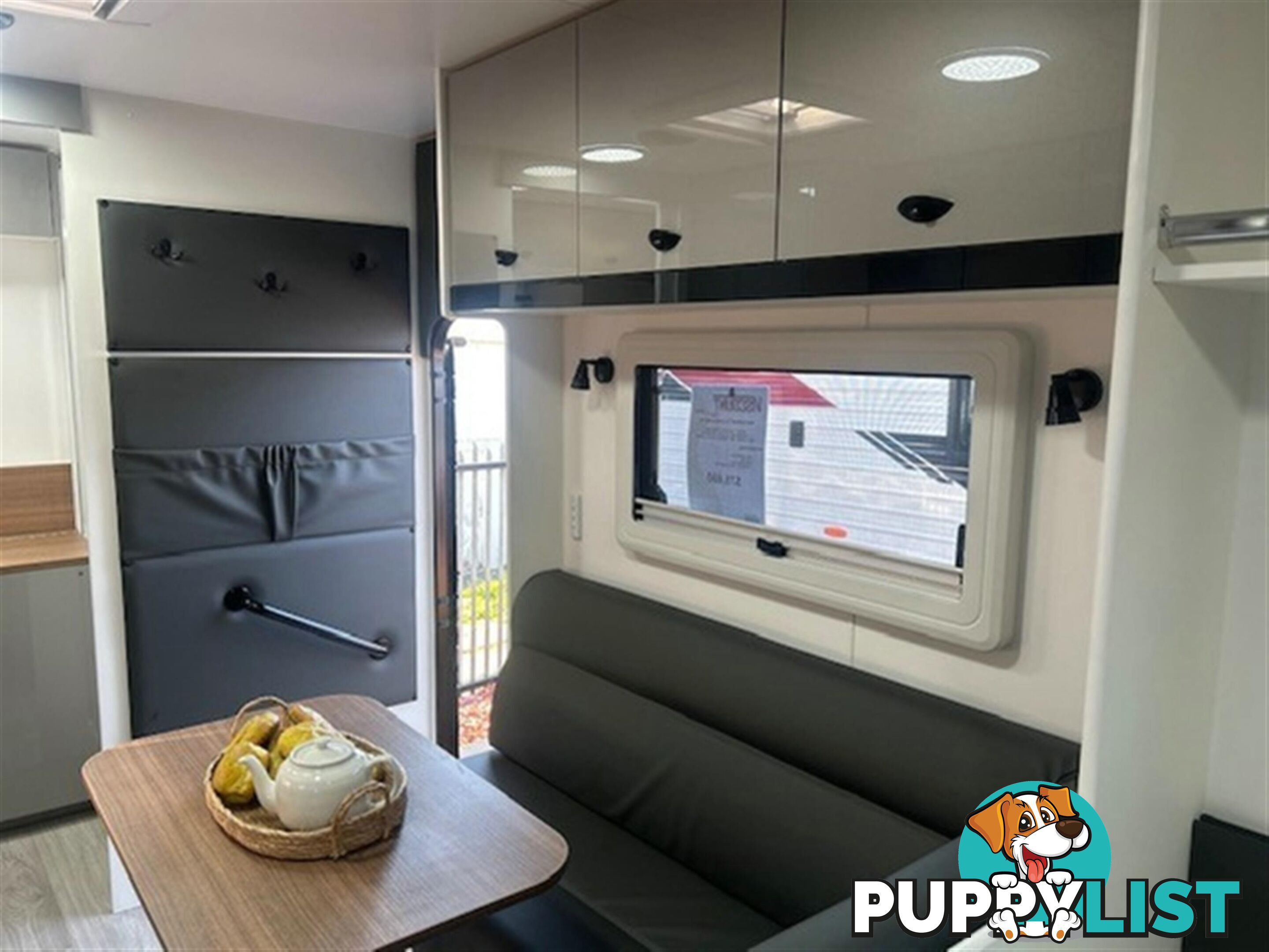 2025 VISCOUNT V1.2 L SHAPE SINGLE BEDS CARAVAN