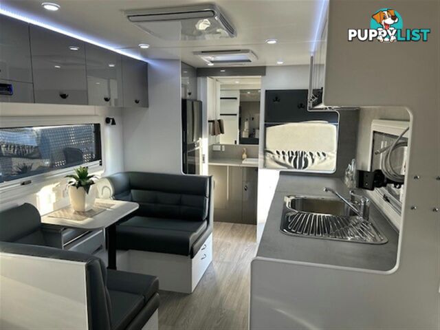 2025 NEWLANDS TOURISTER 628 LUX PACK CAFE LOUNGE CARAVAN
