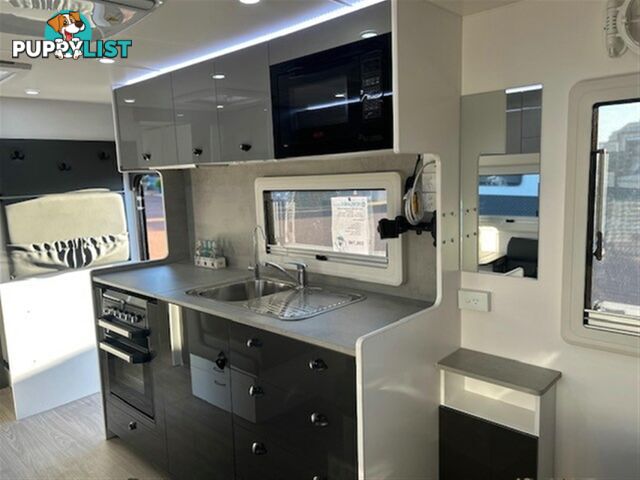 2025 NEWLANDS TOURISTER 628 LUX PACK CAFE LOUNGE CARAVAN