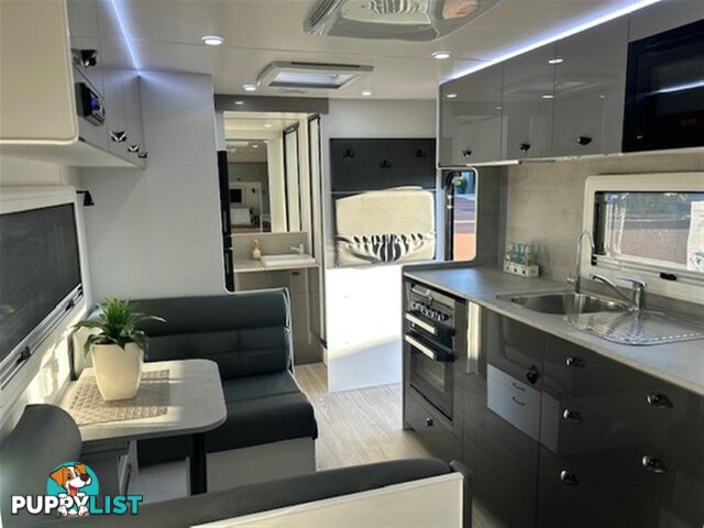 2025 NEWLANDS TOURISTER 628 LUX PACK CAFE LOUNGE CARAVAN