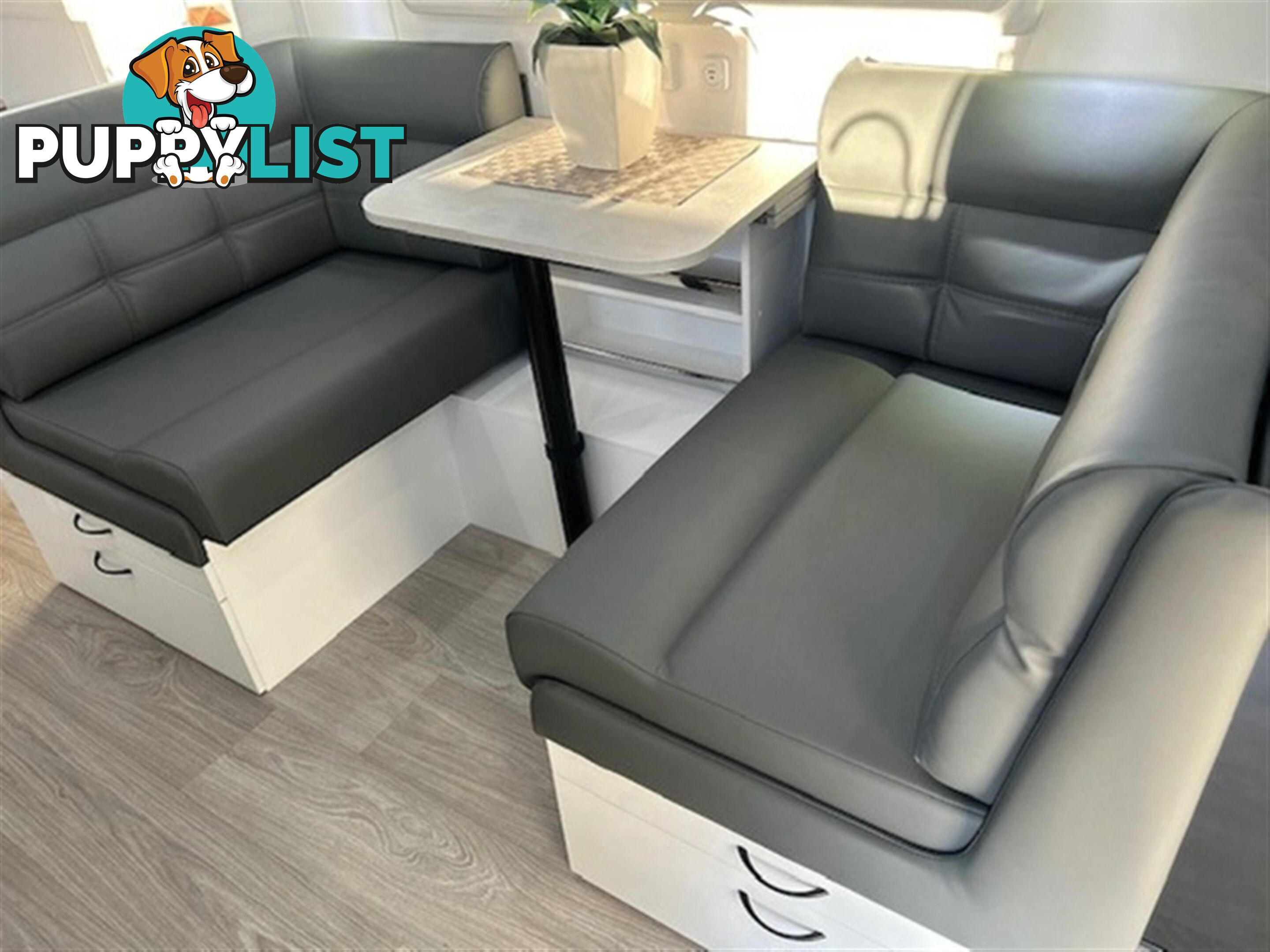 2025 NEWLANDS TOURISTER 628 LUX PACK CAFE LOUNGE CARAVAN