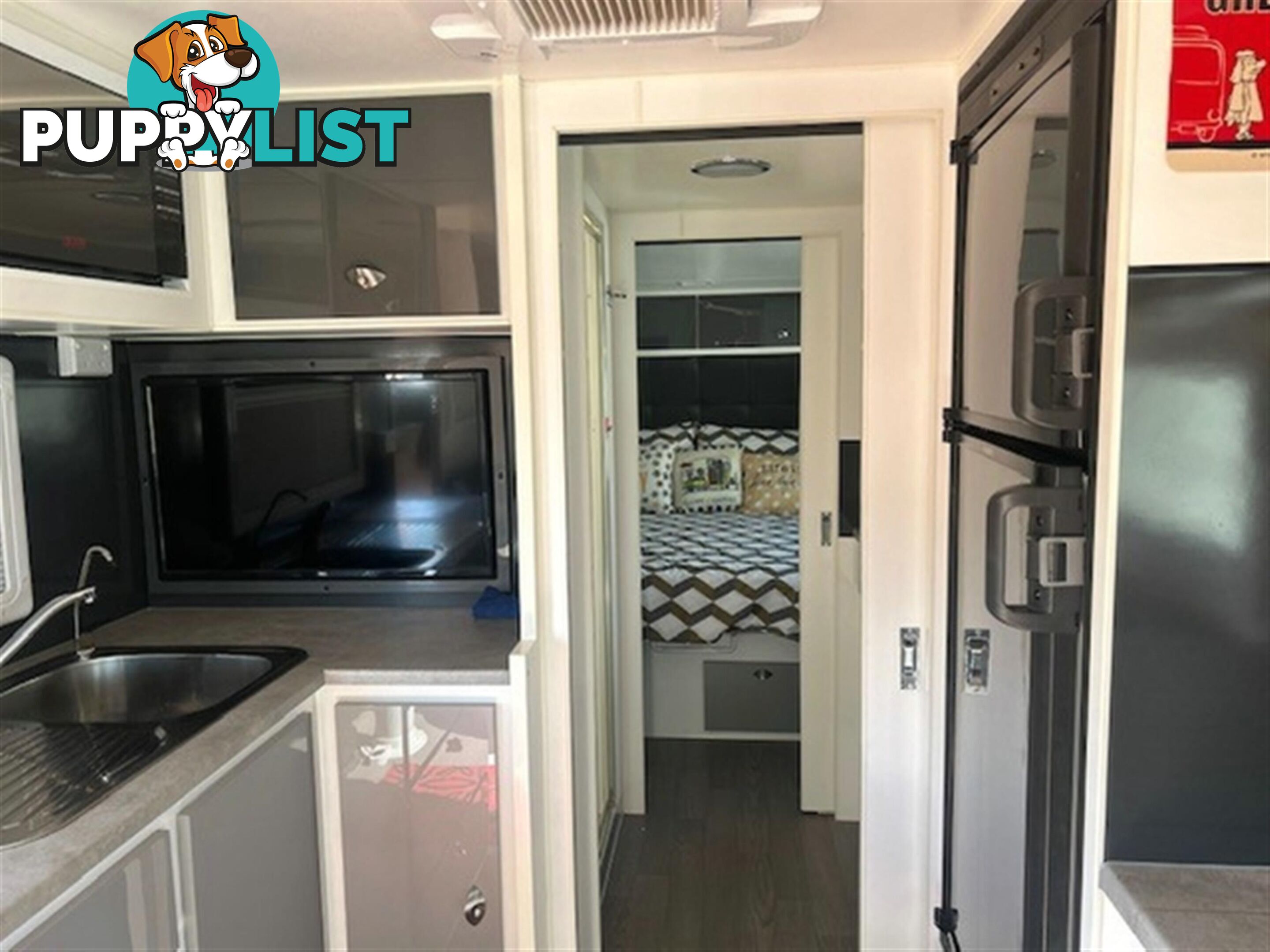 2017 RETREAT FRASER 226R CARAVAN