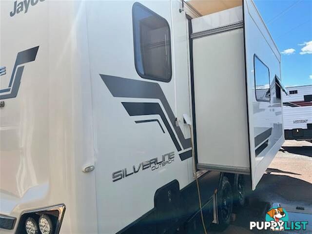 2018 JAYCO SILVERLINE DOUBLE SLIDE 21-65-4OB.MY18 SEMI SLIDE-ON CAMPER