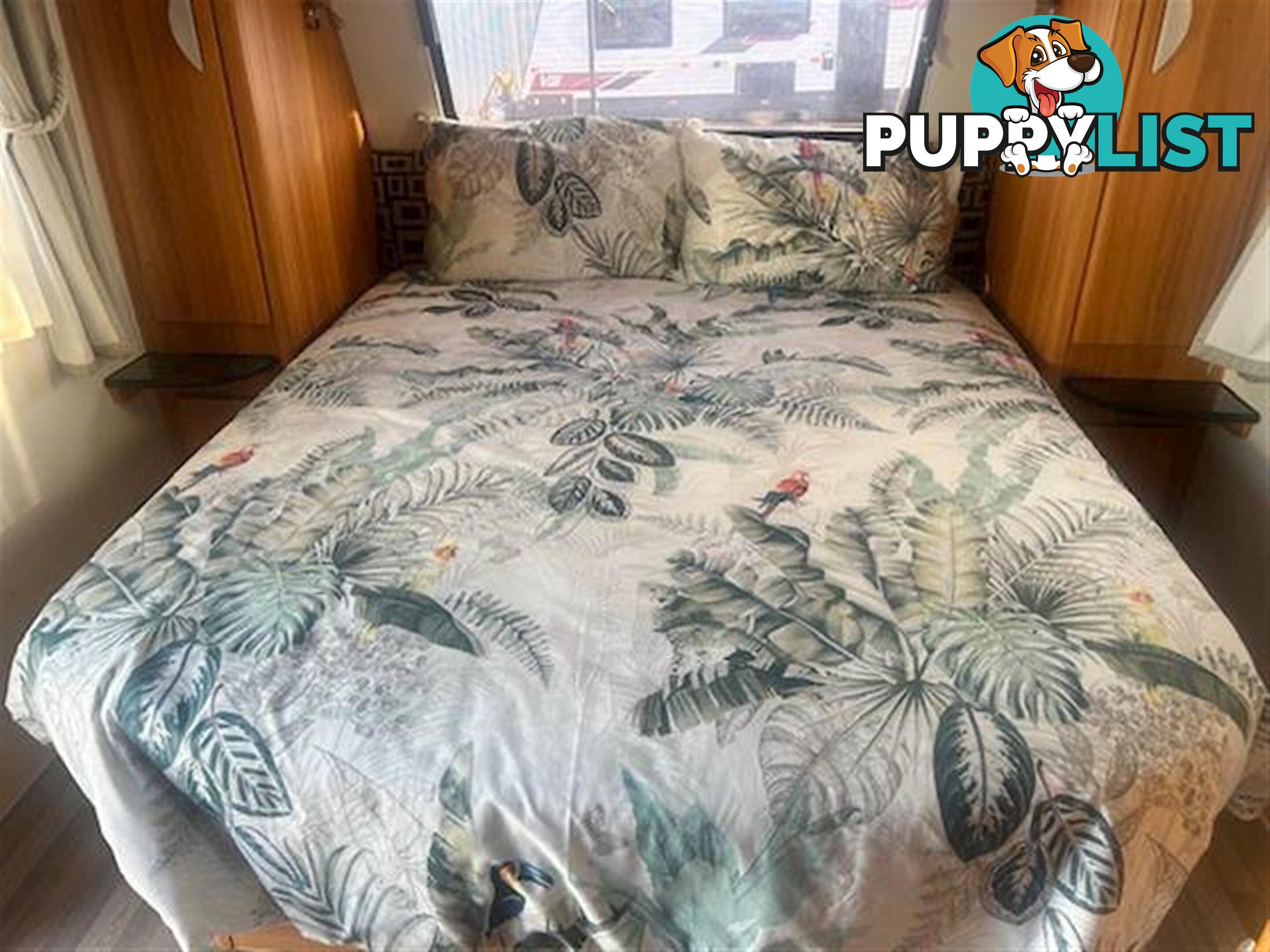 2013 COROMAL ELEMENT B542S QUEEN BED CARAVAN