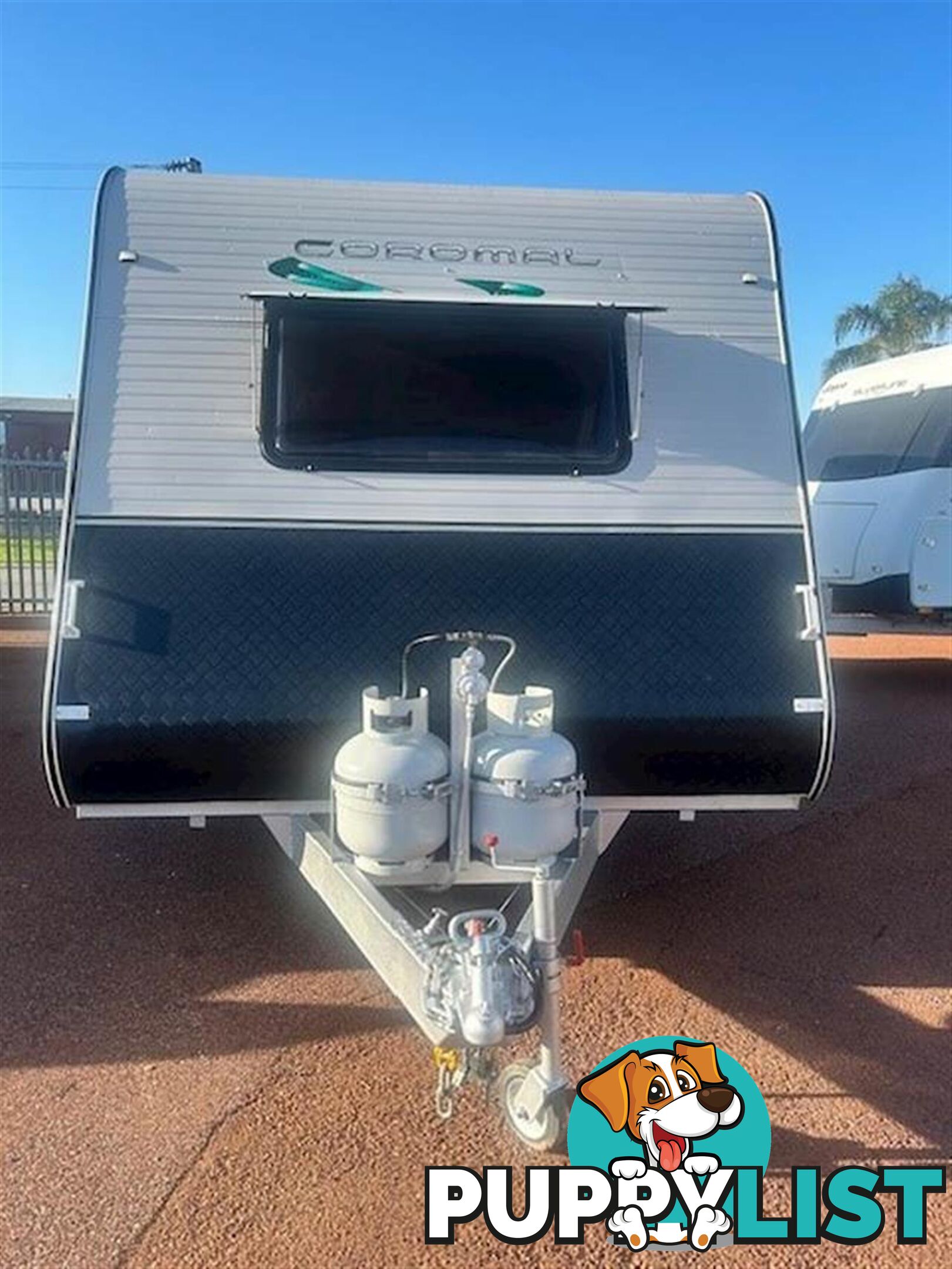 2013 COROMAL ELEMENT B542S QUEEN BED CARAVAN