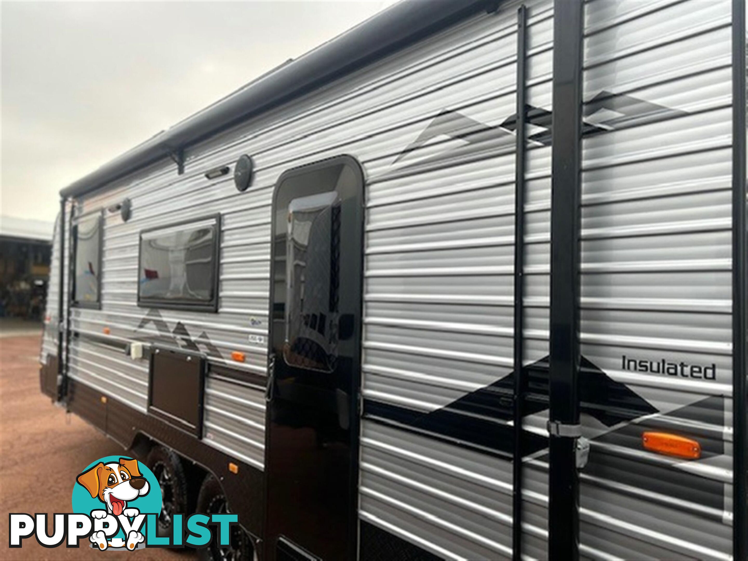 2021 NEWLANDS LUXE 660 CLUB LOUNGE CARAVAN