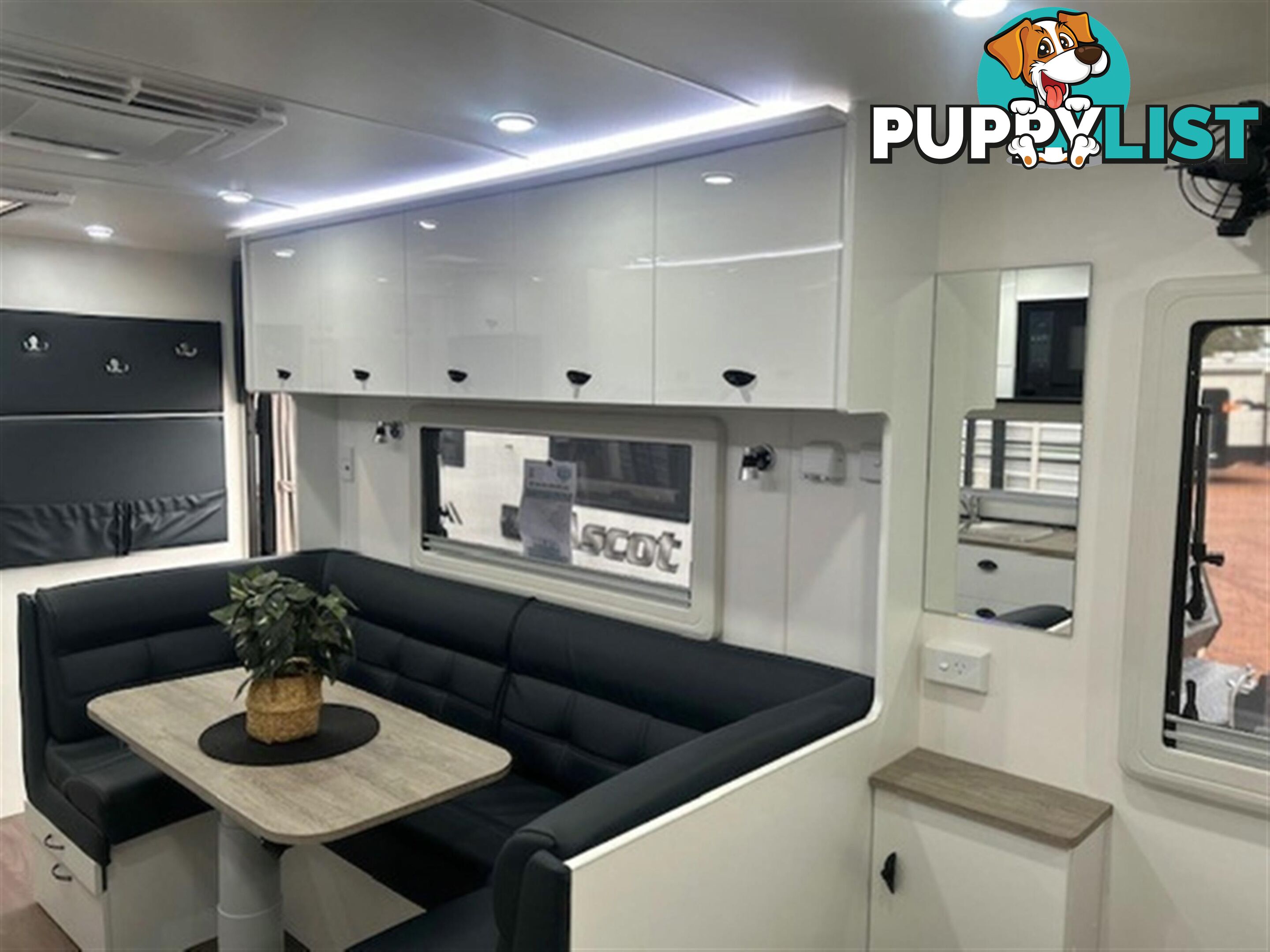 2021 NEWLANDS LUXE 660 CLUB LOUNGE CARAVAN