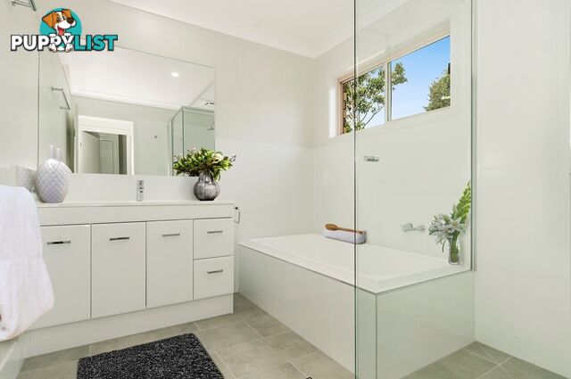 16 Natone Court EDENS LANDING QLD 4207