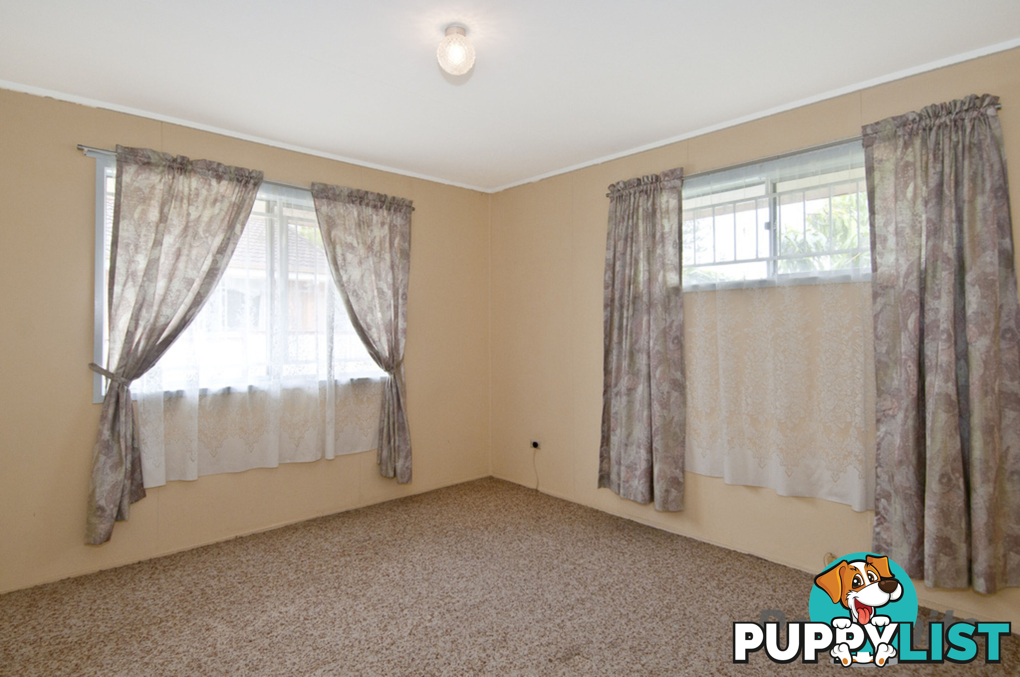 12 Cleopatra Street KINGSTON QLD 4114