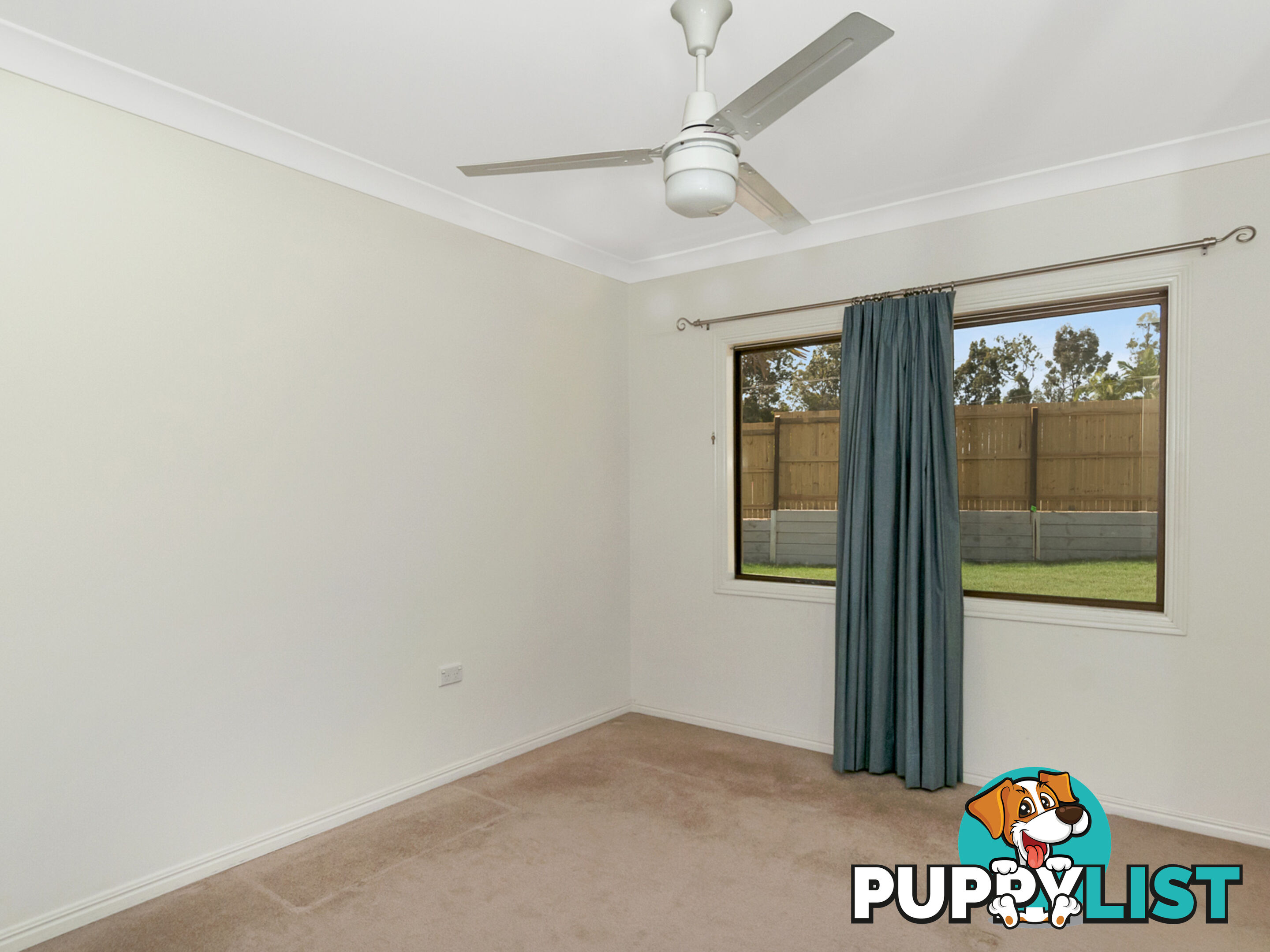 27A Monash Road LOGANLEA QLD 4131