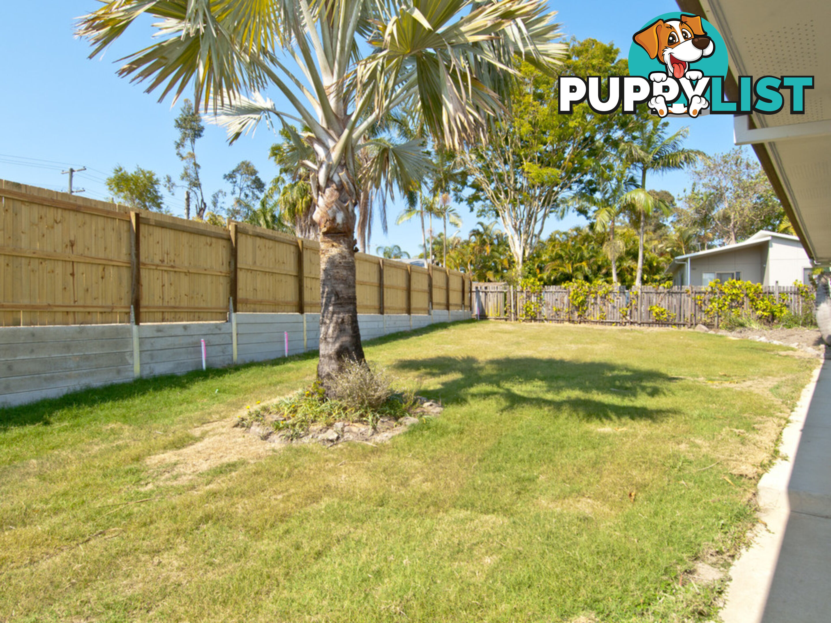 27A Monash Road LOGANLEA QLD 4131