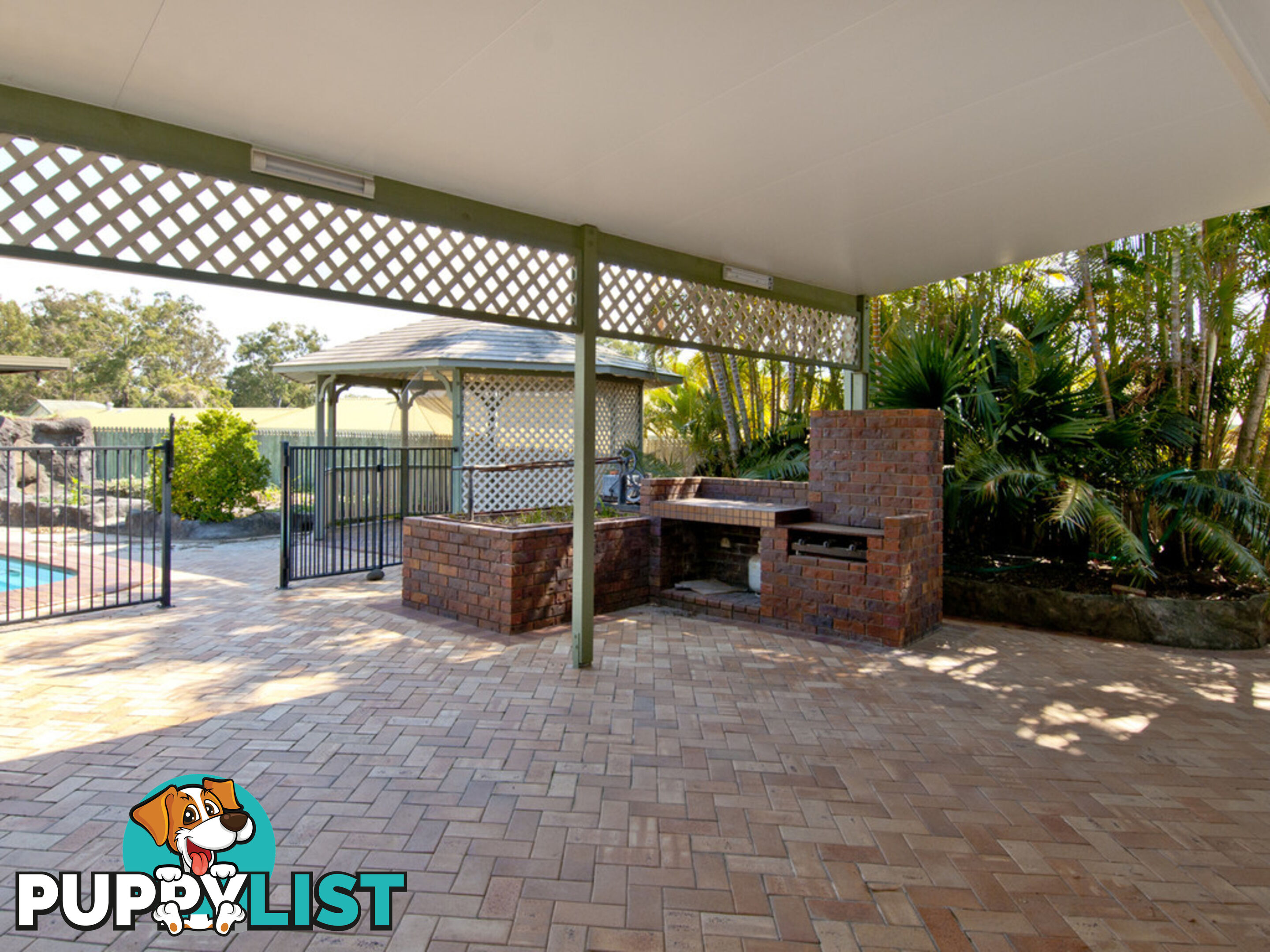 27A Monash Road LOGANLEA QLD 4131