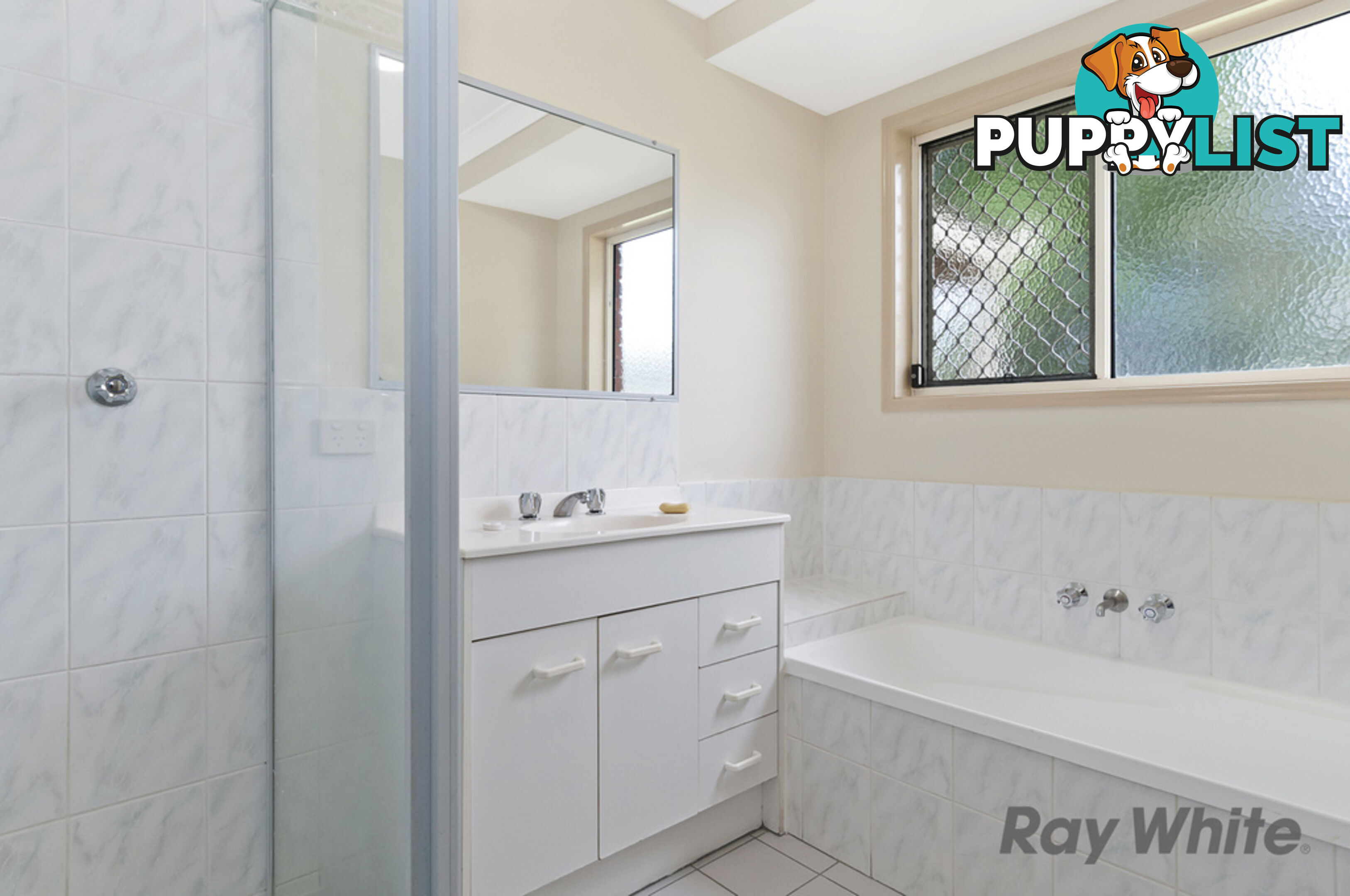 18 McKenzie Court CRESTMEAD QLD 4132