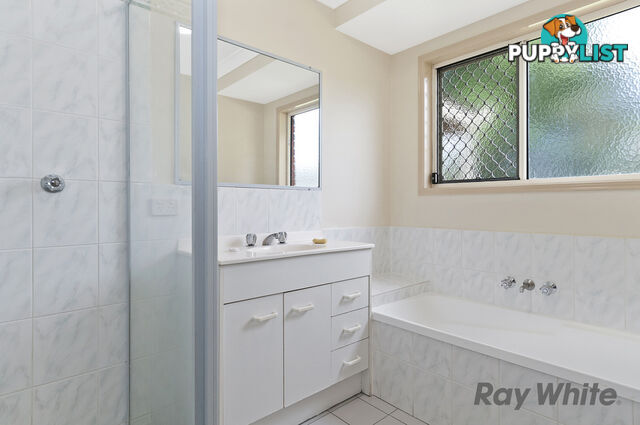 18 McKenzie Court CRESTMEAD QLD 4132