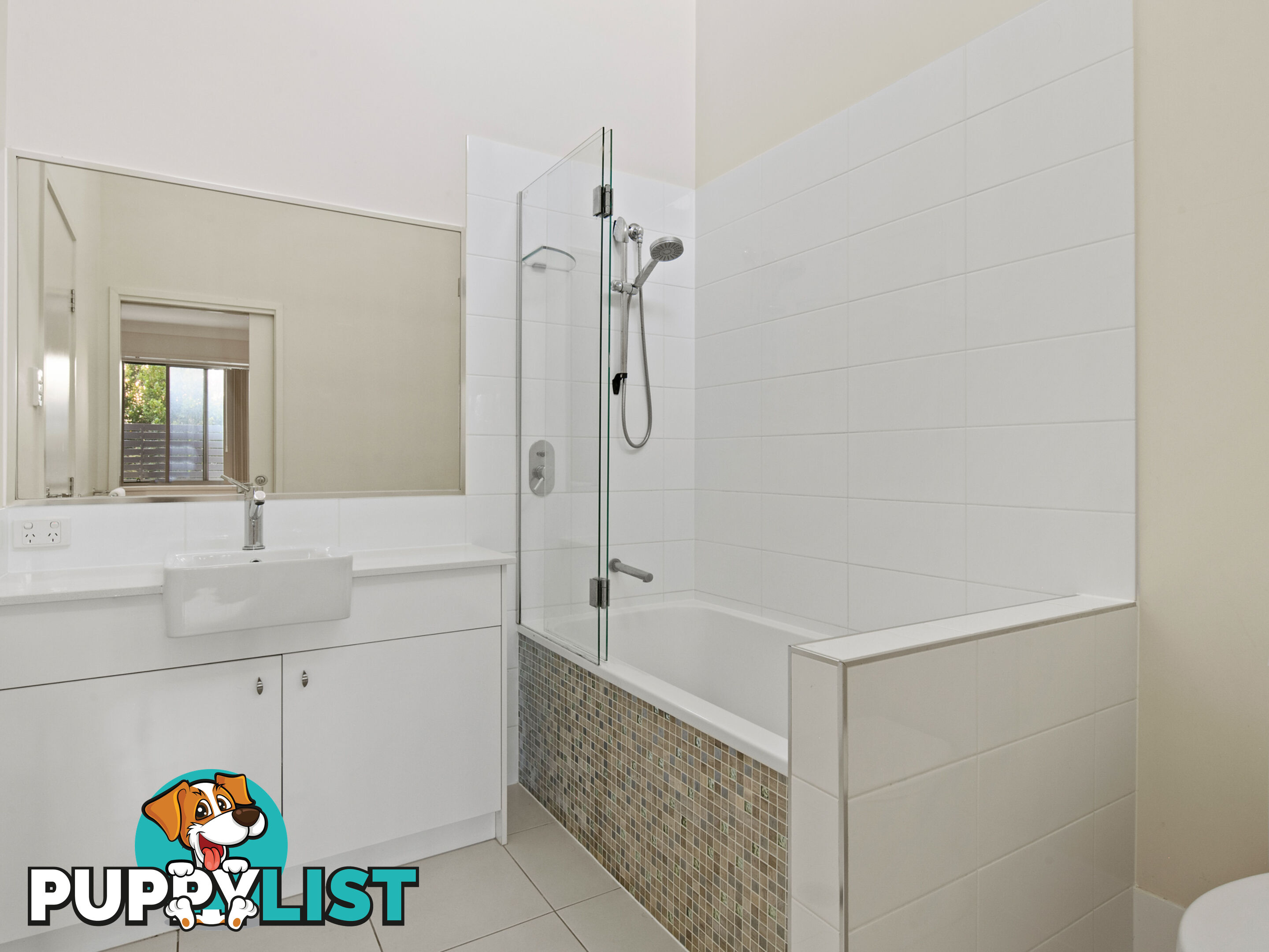 53 Whites Rd CHERMSIDE WEST QLD 4032