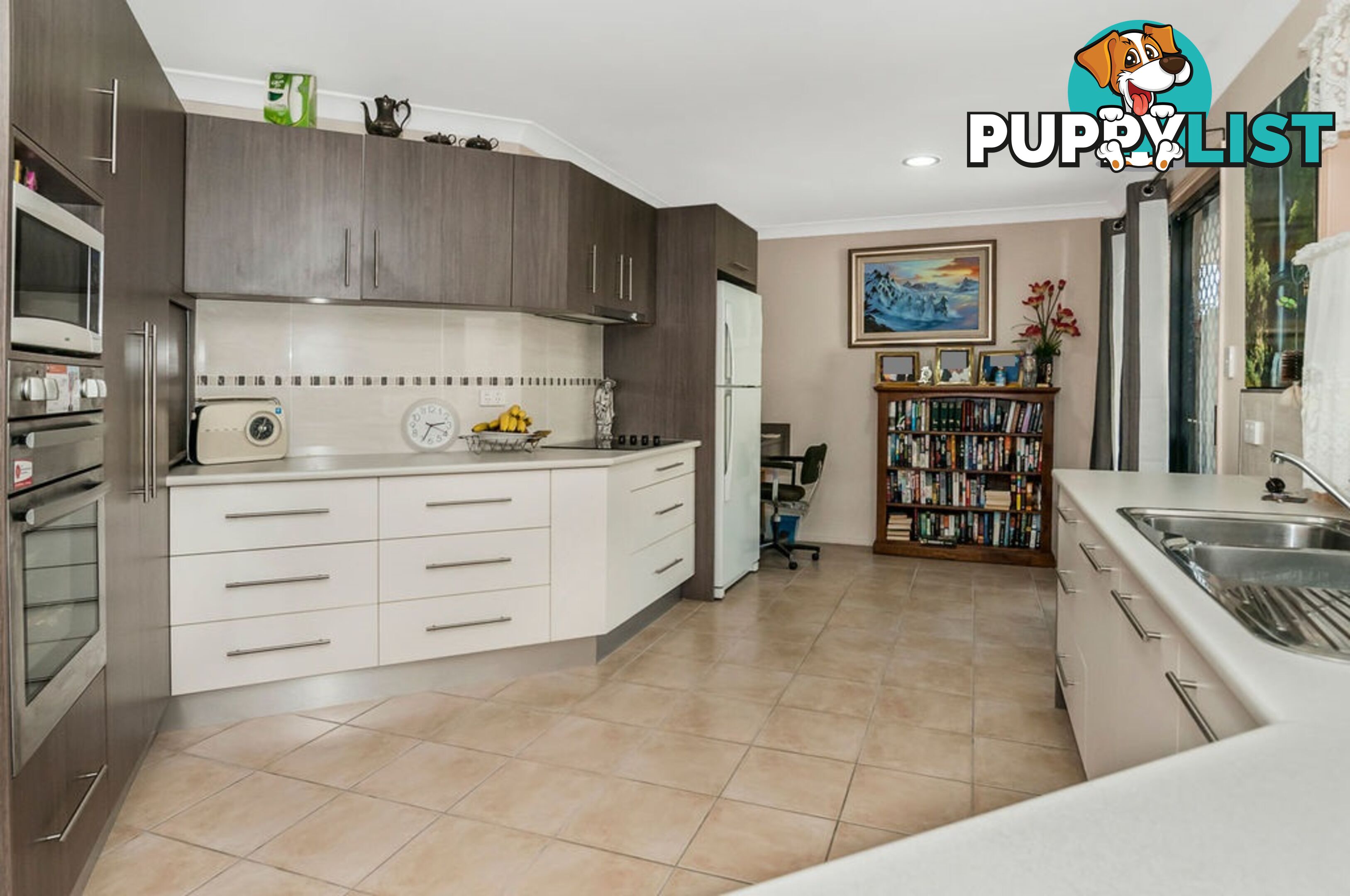 19 Edinburgh Drive BETHANIA QLD 4205