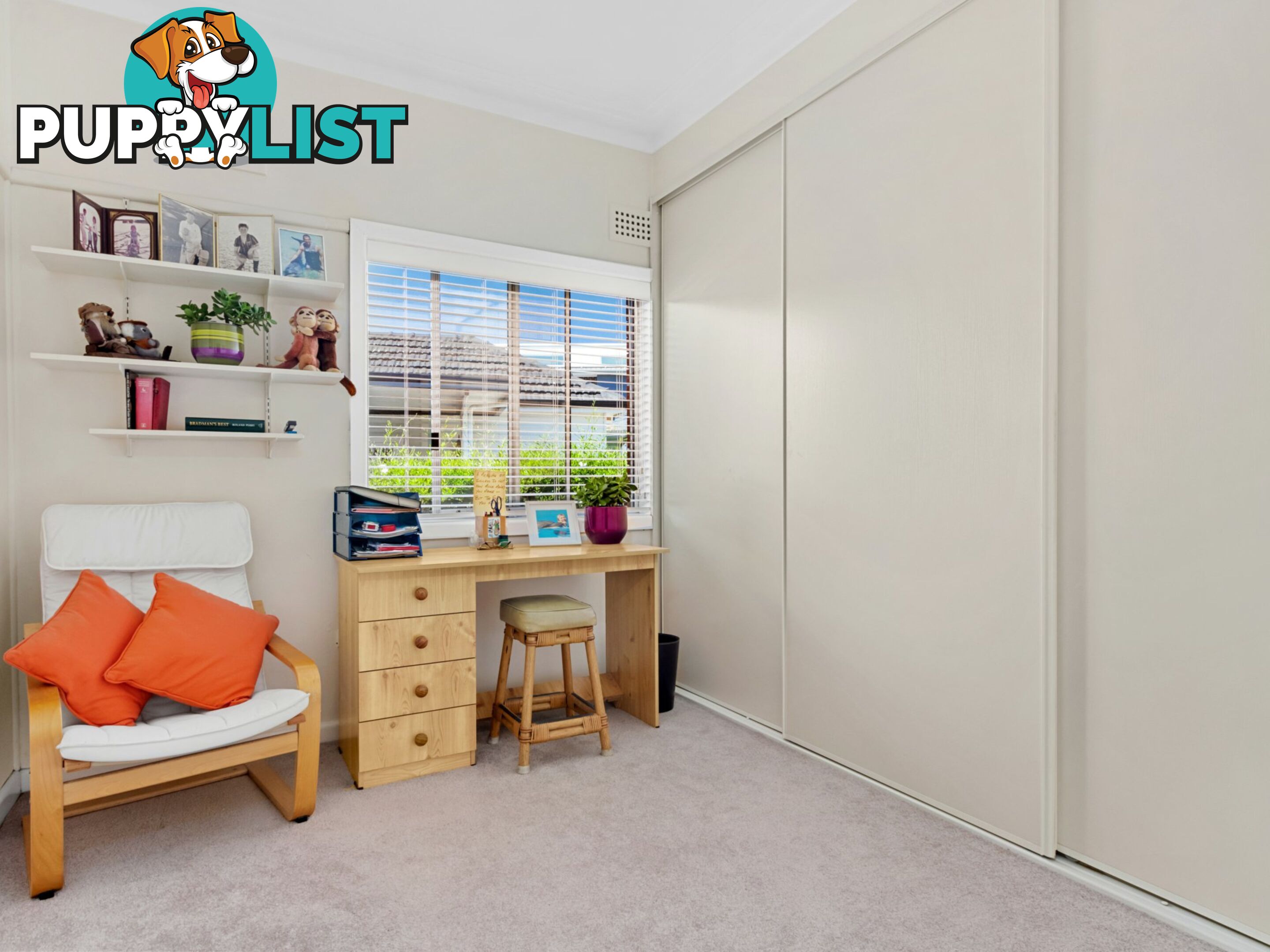 8 Georges Crescent ROSELANDS NSW 2196