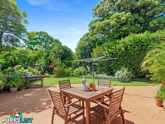 8 Georges Crescent ROSELANDS NSW 2196