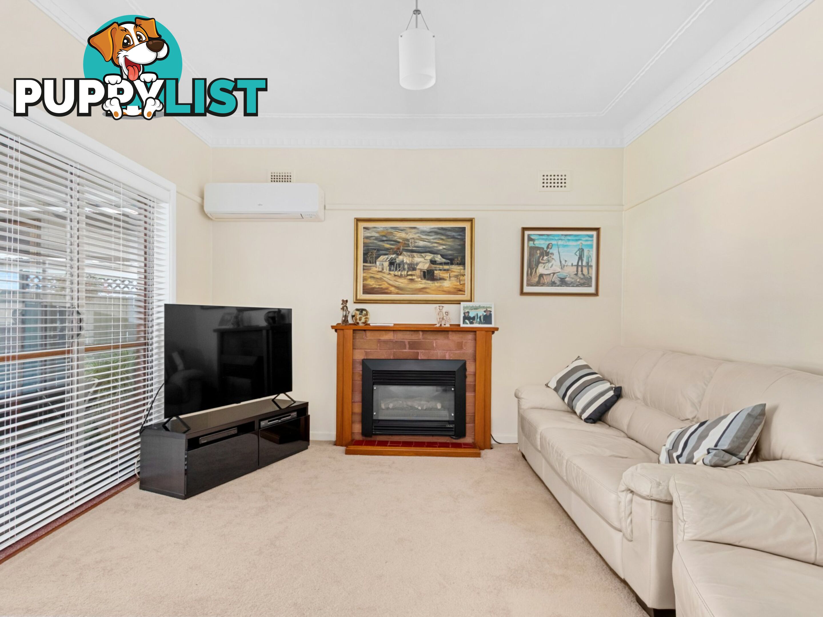 8 Georges Crescent ROSELANDS NSW 2196