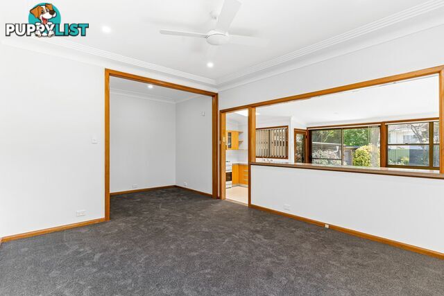 11 Wolstenholme Avenue GYMEA NSW 2227