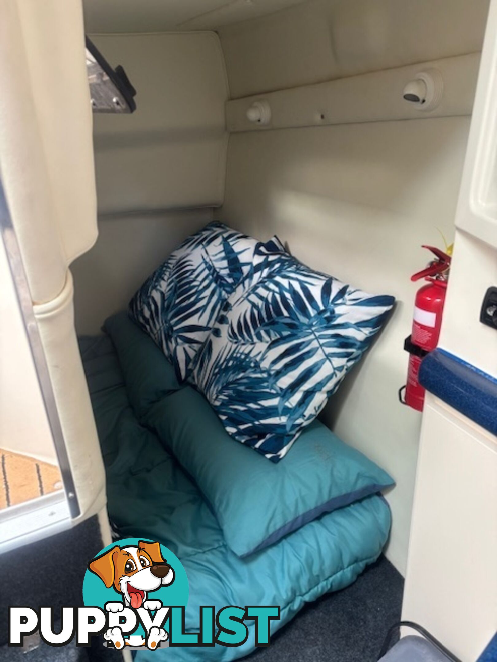 1998 Mustang 2600 Sports Cruiser