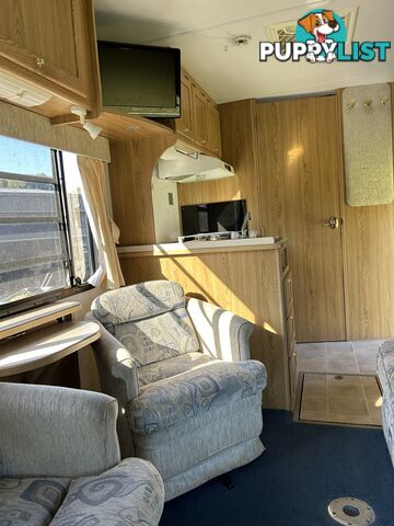 2005 Winnebago Leisure Seeker