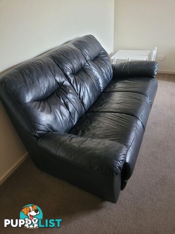 Lounge 3 Seater - Free