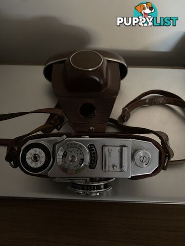 Zeus’s Ikon camera contina