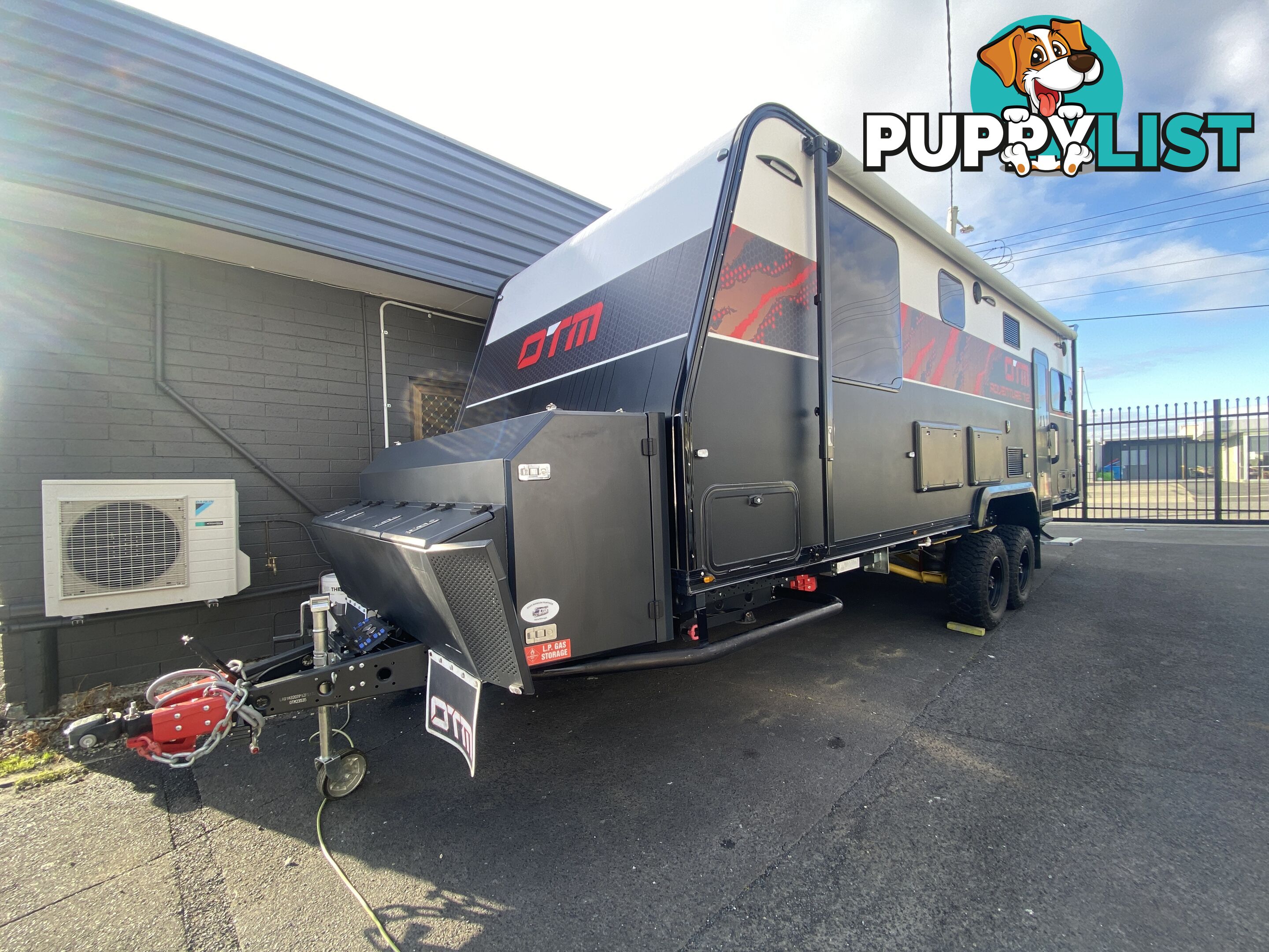 2024 On The Move Adventurer Caravan