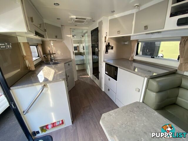 2017 Traveller Utopia Caravan
