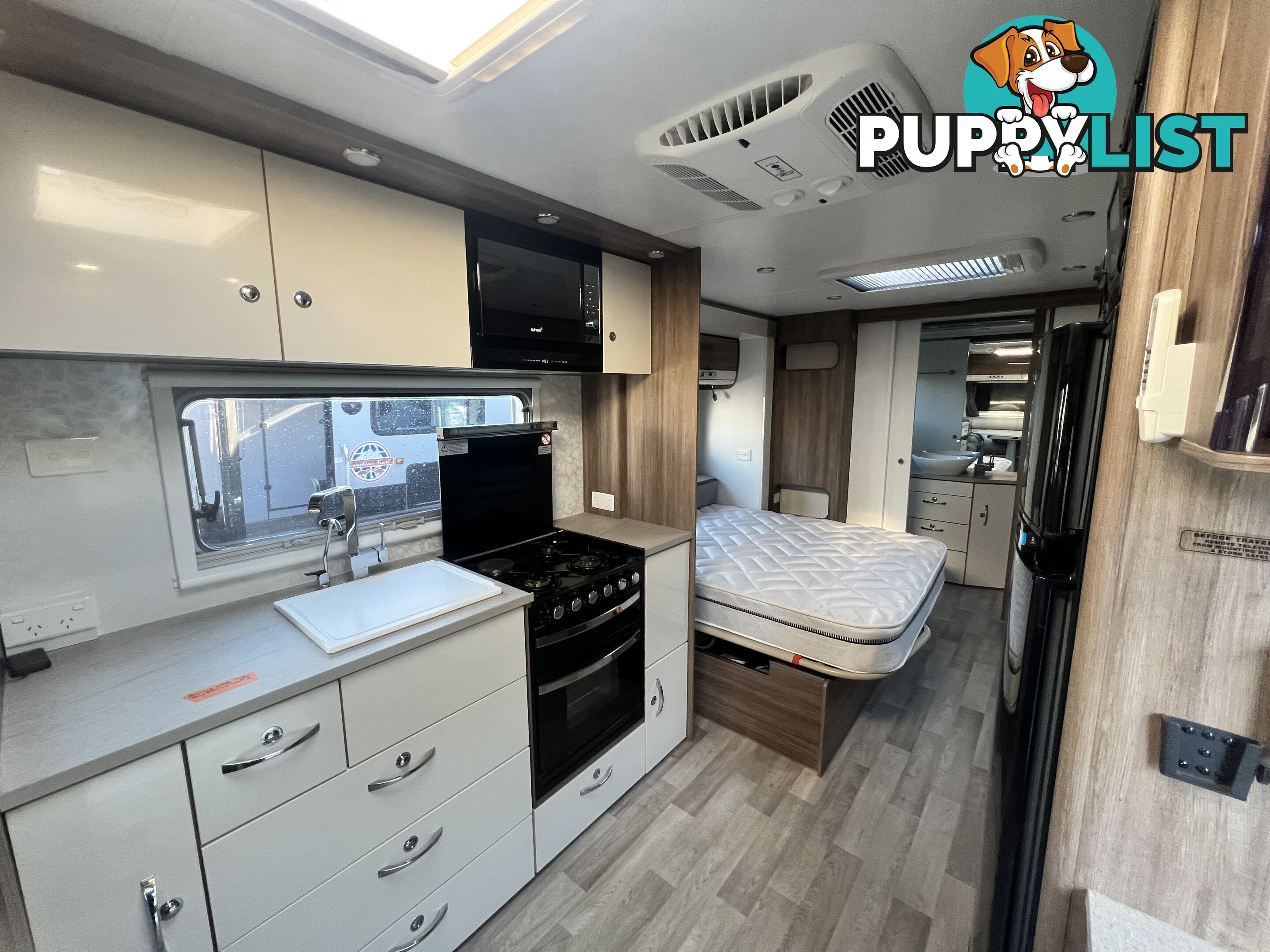 2017 Jayco 2165-3 Silverline Caravan