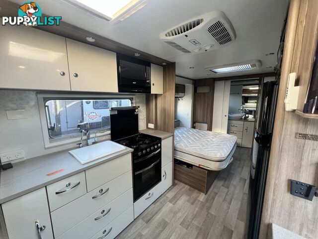 2017 Jayco 2165-3 Silverline Caravan