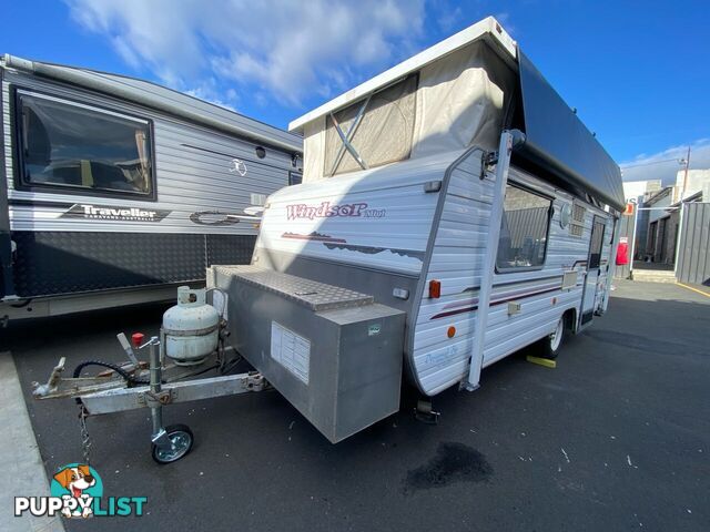 2000 Windsor Mini Shuttle Pop Top