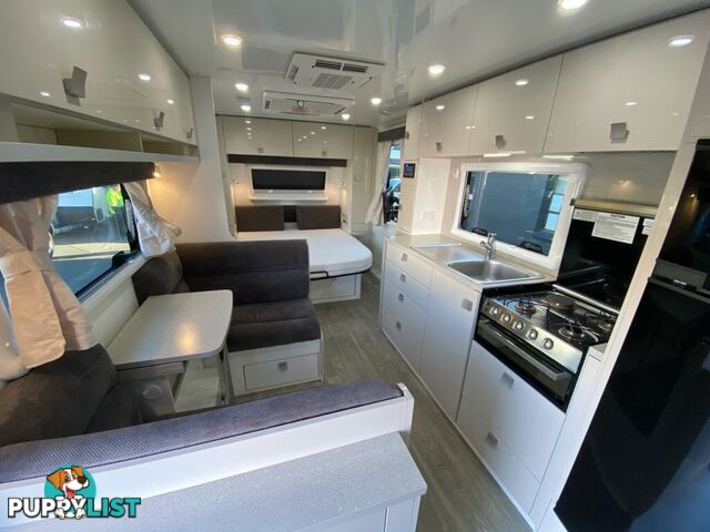 2019 Coromal EV 6125 RTV Caravan