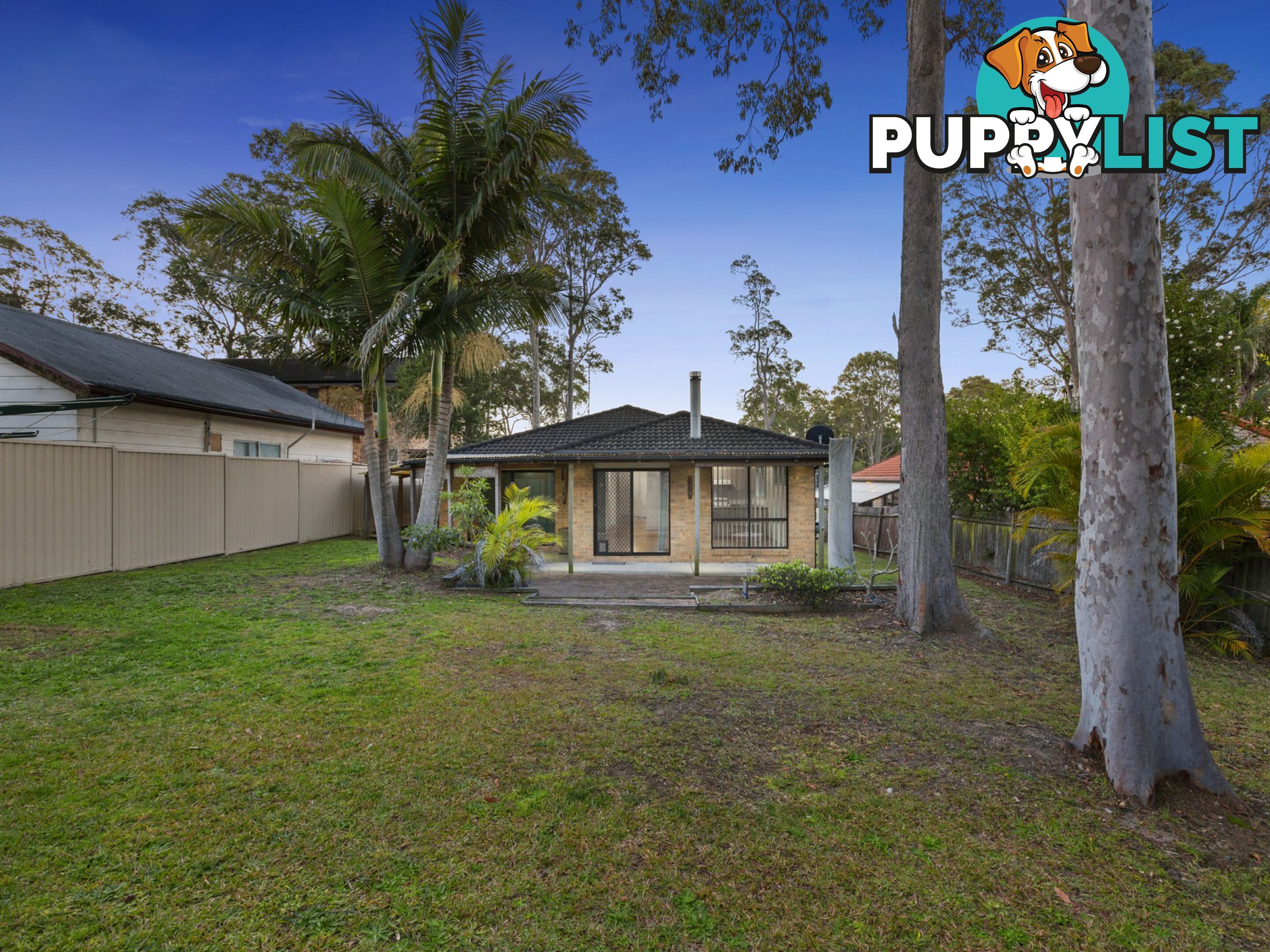 4 Wondaboyne Avenue CHARMHAVEN NSW 2263