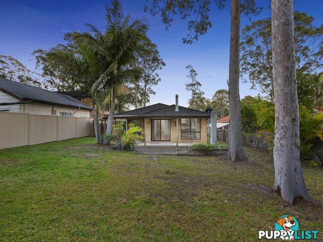 4 Wondaboyne Avenue CHARMHAVEN NSW 2263