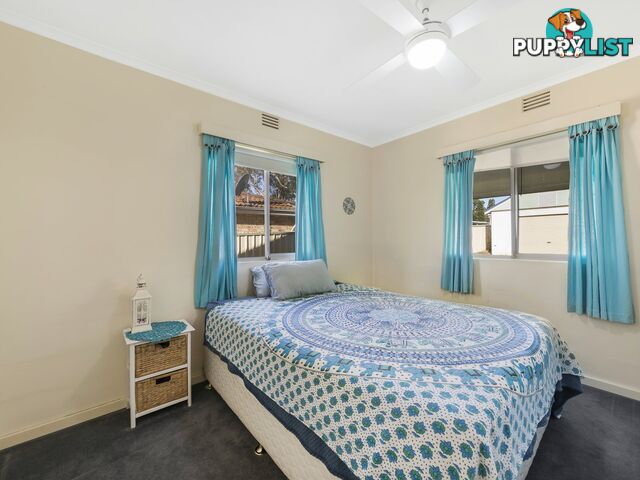 11 Spencer Road MANNERING PARK NSW 2259