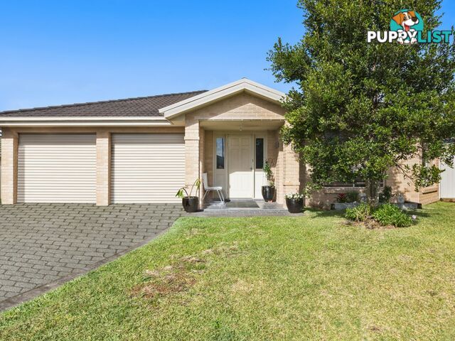 49 Greenhaven Circuit WOONGARRAH NSW 2259