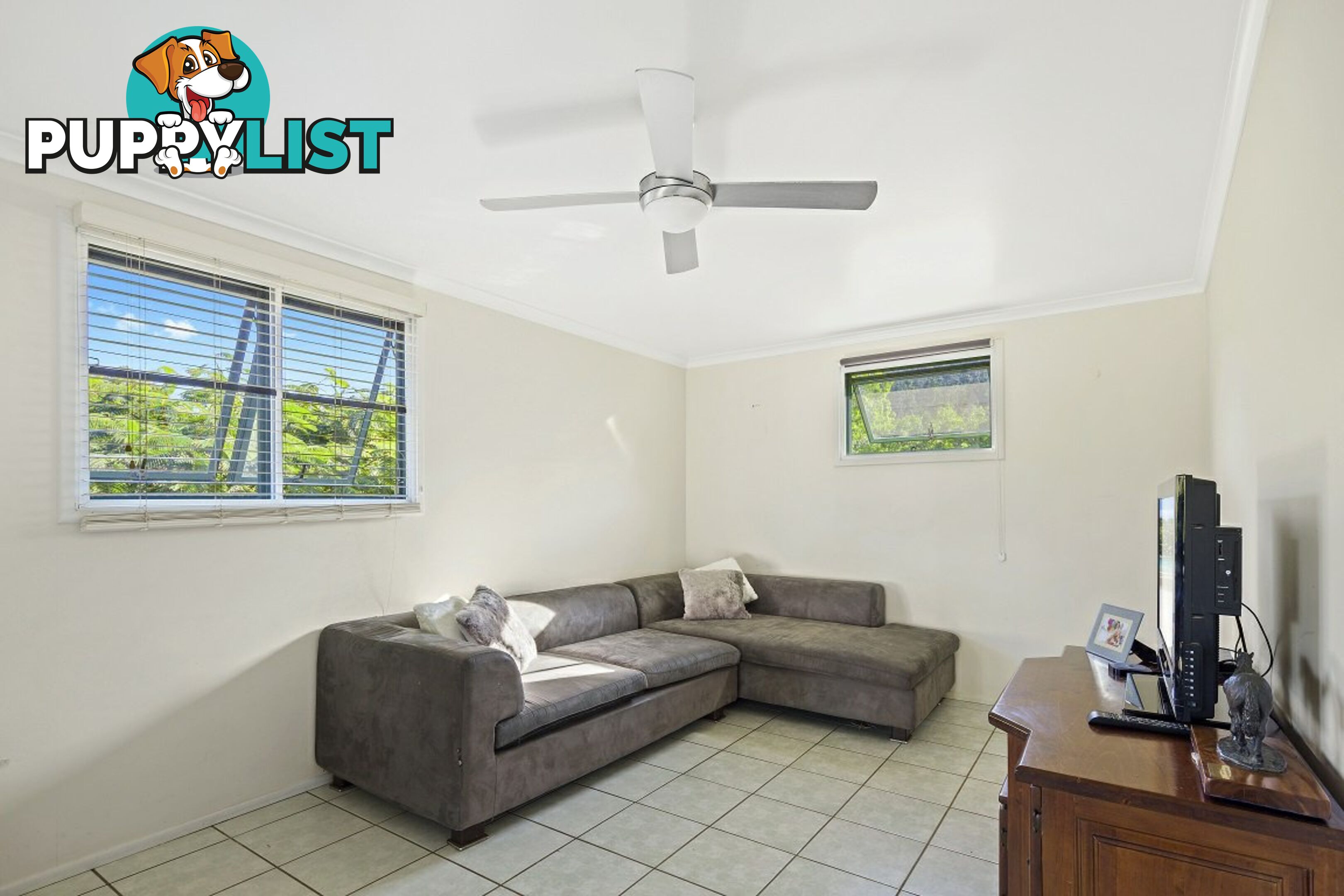 18 Moon Crescent SUGARLOAF QLD 4800