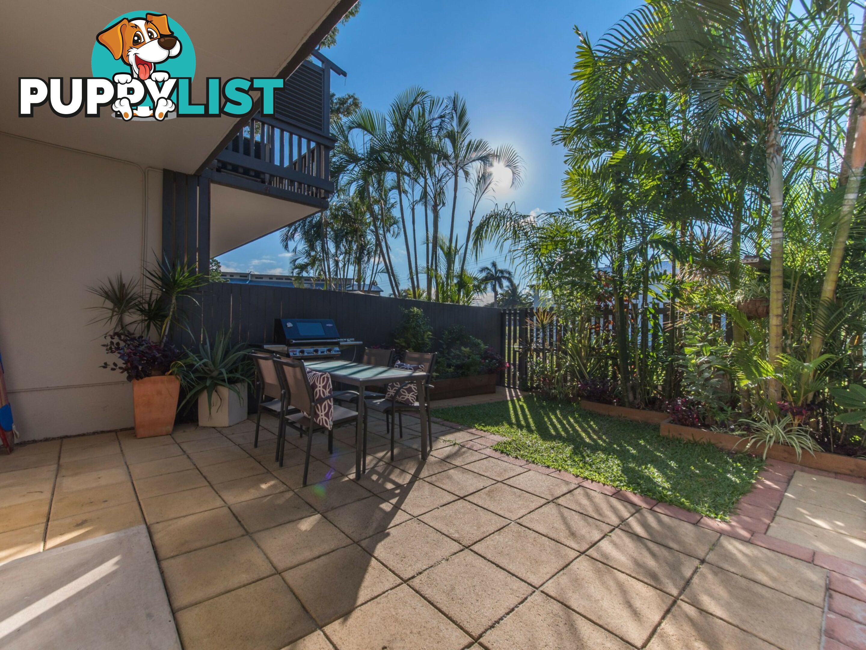 3/5 Pleasant Drive CANNONVALE QLD 4802