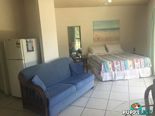 4/48 Coral Esplanade CANNONVALE QLD 4802