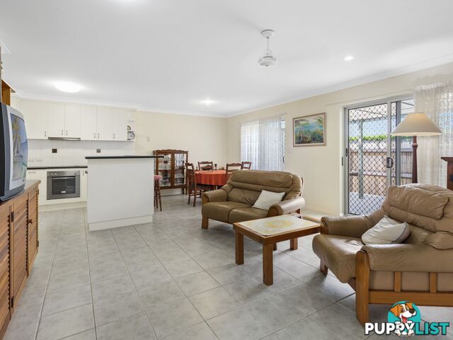 2/16 Banksia Court CANNONVALE QLD 4802