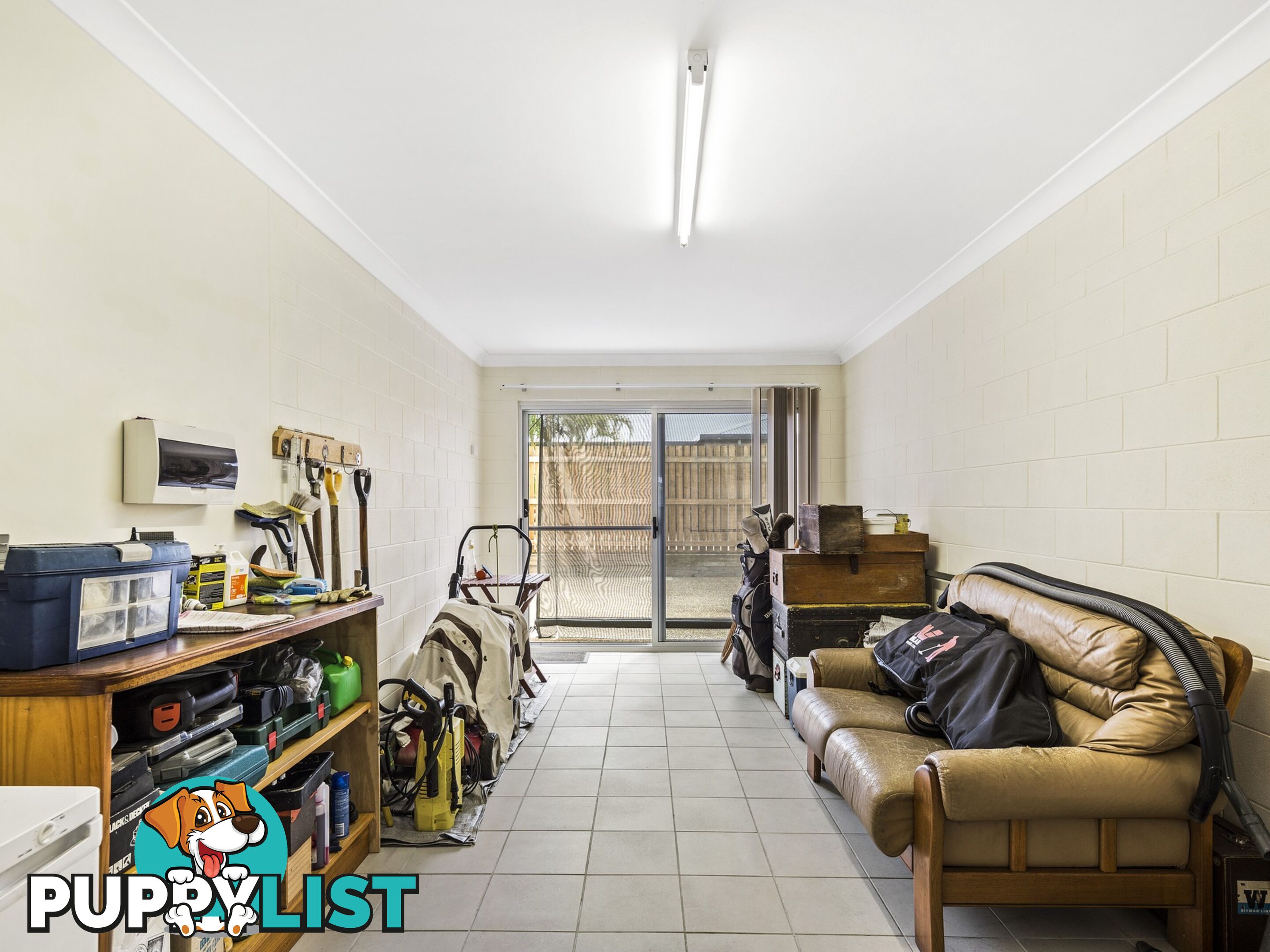 2/16 Banksia Court CANNONVALE QLD 4802