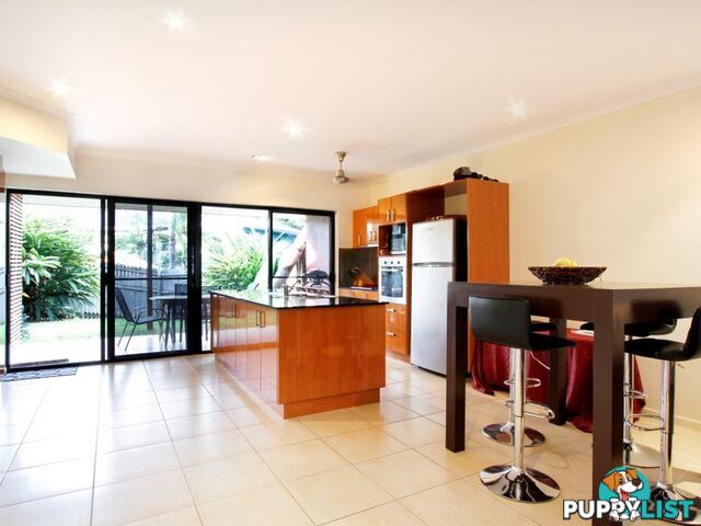 Unit 33/25 Abell Road CANNONVALE QLD 4802