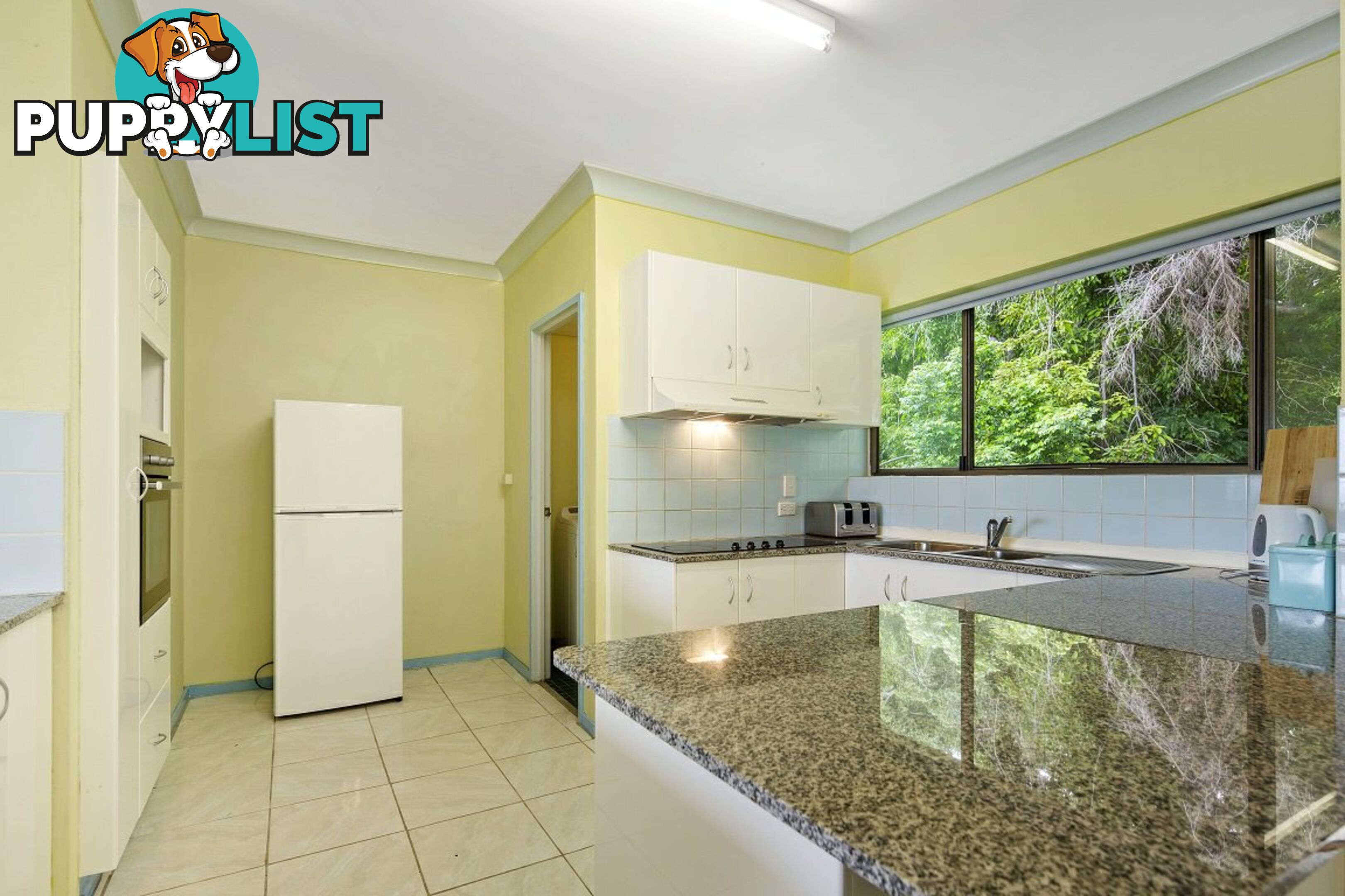 Unit 117/2-4 Eshelby Drive CANNONVALE QLD 4802