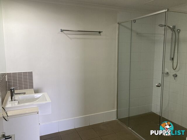 Unit 233/64 Glenlyon Street GLADSTONE CENTRAL QLD 4680