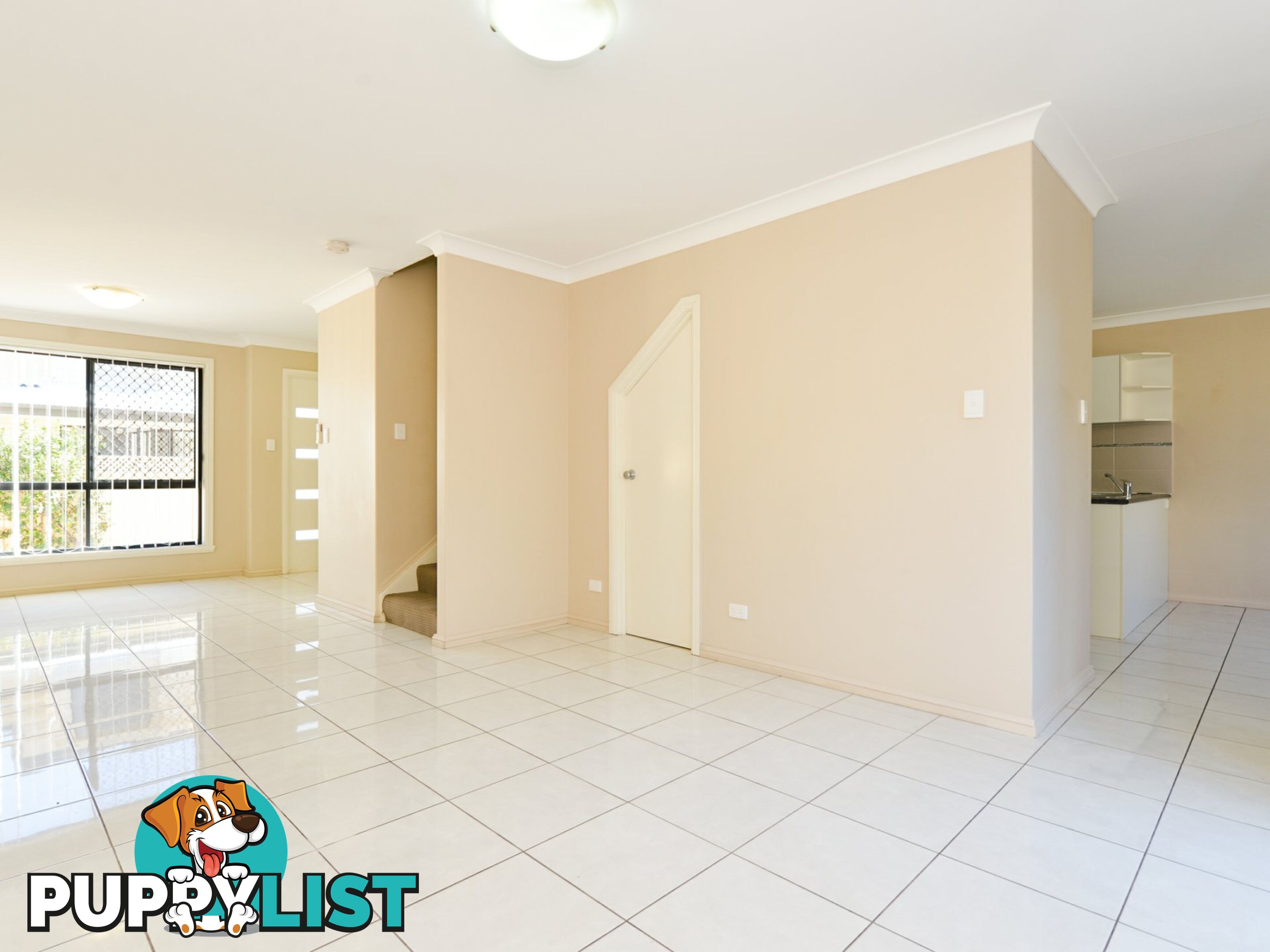 Unit 2/11 Walsh Street SOUTH GLADSTONE QLD 4680