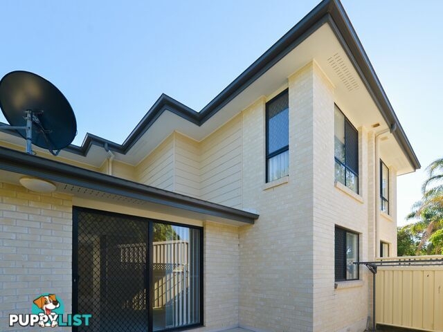 Unit 2/11 Walsh Street SOUTH GLADSTONE QLD 4680