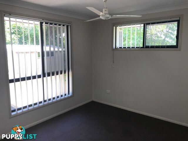 Unit 3/50 Auckland Street GLADSTONE CENTRAL QLD 4680